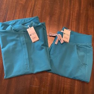 Figs Scrubs Set - S Pacific Blue Rafaela Top and Zamora Jogger bottoms